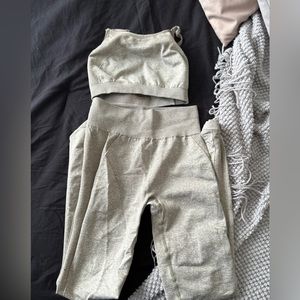 Gym shark workout set